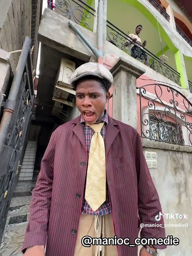 Tonton Africain : La Comédie de Manioc et Papou