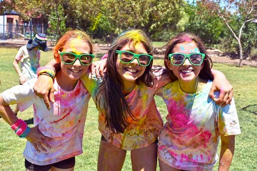 Monty's Colour Fun Run - The Most Colourful Day At School