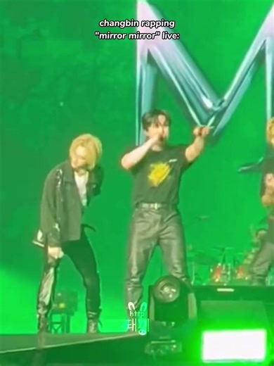 Changbin Raps 'Mirror Mirror' Live with a Rock Twist | Stray Kids