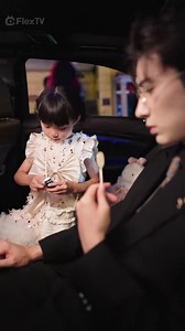 🔗 Full episodes:https://www.flextv.cc/s4/4bW1e33vWM Drama Title: Guardian in a Tiny Package Powerhouse CEO Rowan Carter is hunted by enemies and out of options. His last hope? A tiny six-year-old girl clutching a ragged bunny and asking for ice cream. But when she drops a traine.. 🌟 Watch more Hot & New short dramas on #FlexTV #MustWatch #ShortDrama #FlexTVapp | Wonderful Short Dramas