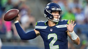 Drew Lock throws 2 touchdown passes to lead Seahawks to a 24-13 win over Vikings