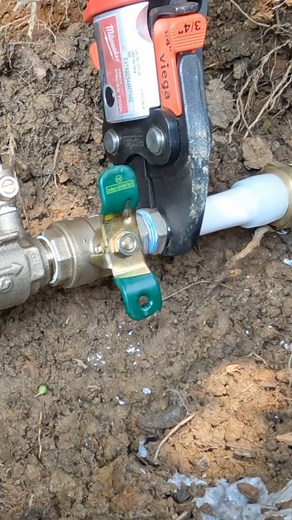 The Plumberlorian on Instagram: "Replacing an irrigation backflow 🌱💦 I’m replacing this broken doublecheck backflow preventer for customer that developed a leak. Installing a new one with PEX pipe instead of PVC, along with fresh drainage stone #serviceplumber 📲 𝗳𝗼𝗹𝗹𝗼𝘄 @theplumberlorian 𝗳𝗼𝗿 𝗺𝗼𝗿𝗲! . . . #plumber #plumber #plumbingrepair #homerepair #satisfying #fyp #asmr #plomero #plomeros #diy"