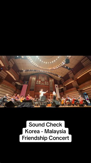 Anuar Zain Soundcheck at Korea - Malaysia Friendship Concert