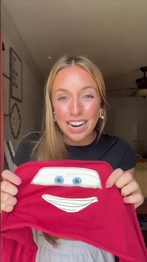 DIY LIGHTNING MCQUEEN COSTUME!⚡️😍 #halloween #diy