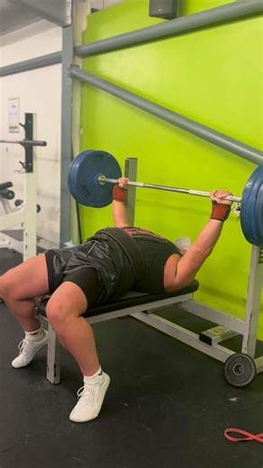 Final tapering session complete. Just got to bring it all to the platform on Sunday! @wrpf_uk @nextlevelbarbellclub | Simon French