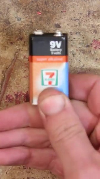 This DIY Phone Charger Works When Battery Runs Low