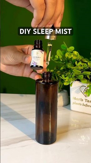 Unlock Deep Sleep Naturally: DIY Lavender Sleep Mist Recipe with Essential Oils! #sleep #diy #hack