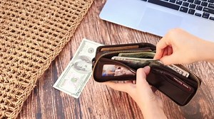 Watch zipper leather wallet on Amazon Live