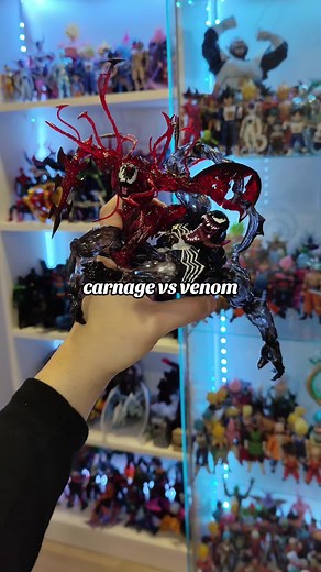 Yamaguchi Carnage and Venom Translucent Action Figures