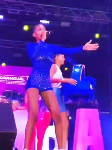 🇦🇼 ARUBA 🎭 Carnaval 72 🎤 TUMBA Caylee Pietersz Macutu Magico #aruba🇦🇼 #carnaval #musica #dushi #parati 💃🎶