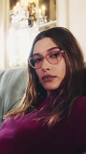 Step out in confidence with contact lenses. Free trial, expert advice and a wide range of contact lenses for any lifestyle. | Vision Express