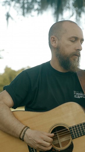 You are worthy of being loved. Don’t quit. Don’t give up. | We Are Messengers