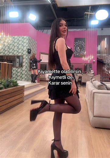 Belis Kılıçarslan (@beliskilicarslan) adlı kullanıcının Smooth Strut (Syn) - Ah2 ile oluşturduğu videoları