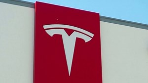 Musk, SpaceX sued by former employees alleging harassment, retaliation