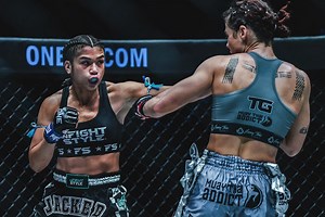FREE FULL FIGHT: Jackie Buntan lights up tough foe in dominant beatdown in front of a mental Manila crowd