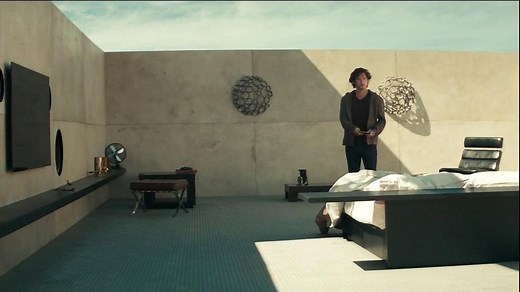 Motorola Droid Razr Maxx HD TV Spot, 'Break Out'