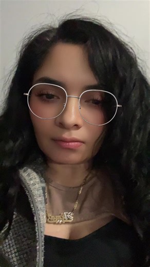 Iris M🦋🦋 (@alma.montoya82)’s videos with sonido original - Oscarin🎭