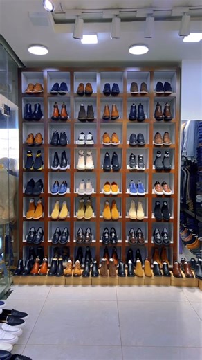 ☎️0977216060 📍22 ከ አውራሪስ ሆቴል ወደ ጎላጉል መሄጃ 100 ሜትር ባማስ ህንፃ አጠገብ /ማጆያ ባርና ሬስቶራንት ፊት ለፊት#1upmenscollection #shoe #fyp #foryoupage❤️❤️ #ethiopian_tik_tok #shoppingplace #viral_video