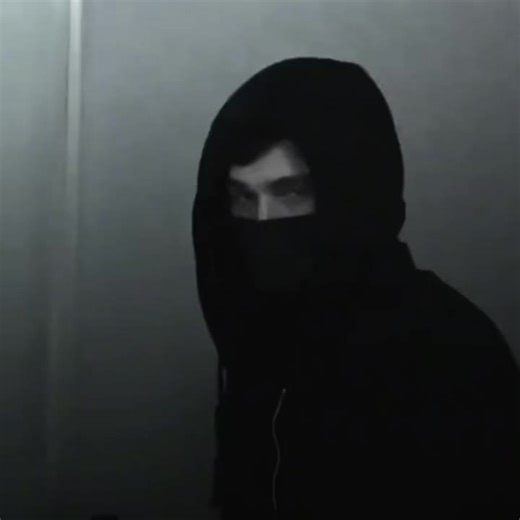 Pov:🫴🏻✨🔥 #quotes #trending #onepiece #disney #standwithkashmir #greenscreen #fypシ #lluvia #humour #tiktok #movie #pyfツ #nintendo #viralvideo #dance #pvo