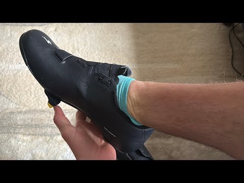 How To Tighten Peloton Cleats | Adjust/Tighten Peloton Shoes - Easiest Way!
