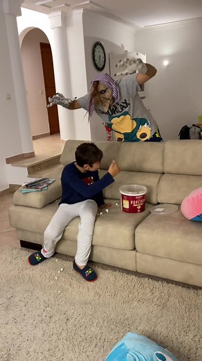 Funny Popcorn Prank with Friends