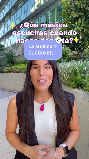 El acompañamiento musical para hacer deporte es algo básico. En el #DíadelaMúsica salimia para ver qué canciones son las que triunfan. 🎵 #TikTokDeportes #Música #Music #Song #Deporte #Sports #Song #Canción