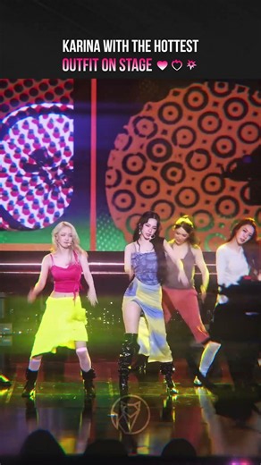 Karina with the hottest outfit on stage 🖤❤️‍🔥💥 | aespa æspa LEMONADE overgoddess-modus fancam