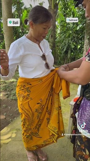 Bali Temple Etiquette/Dress Code | Sarong and sash are compulsory 🇮🇩