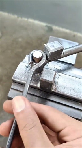 Making an iron from simple tools #tools #hardworkworks #black