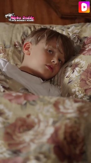 1M views · 10K reactions | https://page.dramabuzzs.com/s2l/39794.html Six years ago, she forgot their fated night, raising the Alpha’s child alone. When they meet again, love clashes with betrayal, and she only wants to protect her son. As threats close in, can they overcome mistrust and choose each other again? | Dramawave YL 05 | Facebook