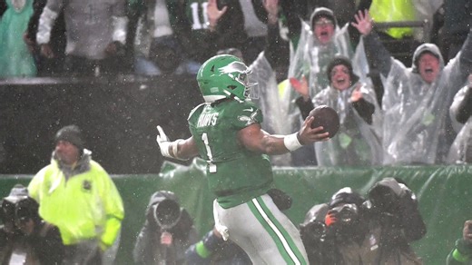 "The refs were getting a little bit too involved in this game" 🗣 BetMGM Warren Sharp joins Craig to recap yesterday's OT win for the #Eagles over the Bills, 37-34 #BillsMafia #Bills #BUFvsPHI #FlyEaglesFly | SportsGrid