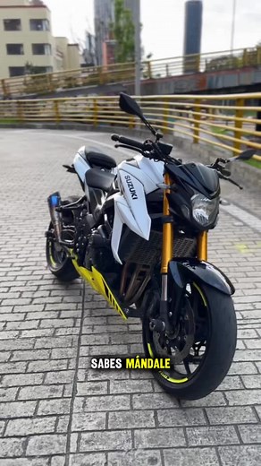 Suzuki GSX-750: ¿Primera moto ideal? sonido, potencia y carácter