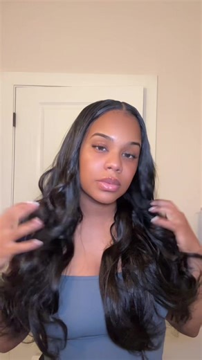 V Part Yaki Loose 22 Inch Wig Installation