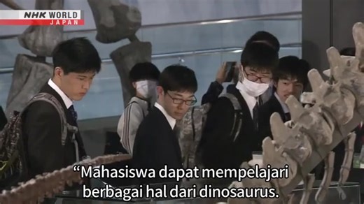 🦖Departemen Dinosaurus Pertama di Jepang🦖 Sekitar 80 persen fosil dinosaurus yang diungkap di Jepang ditemukan di Fukui, menjadikan prefektur itu mendapat julukan “Kerajaan Dinosaurus”. Saat kajian tentang dinosaurus makin berkembang di seluruh dunia, sebuah departemen di universitas mengkhususkan diri pada dinosaurus. Departemen yang dibuka di Fukui ini menjadi yang pertama di Jepang. Klik tautan untuk video lainnya. 👇👇 https://www3.nhk.or.jp/nhkworld/id/news/programs/special.html | NHK WOR