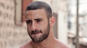 Eliad Cohen ('Supervivientes'), desnudo integral durante sus vacaciones en Mikonos