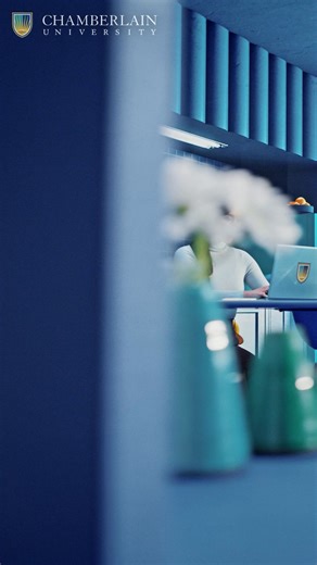 With hybrid classes at over 20 campuses, or the option of 100% online coursework, our flexibility helps BSN students succeed. | Chamberlain University