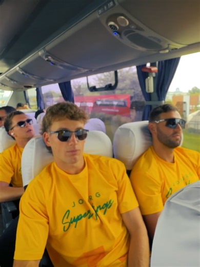 Journey to Cape Town: Fun Vibes with Friends