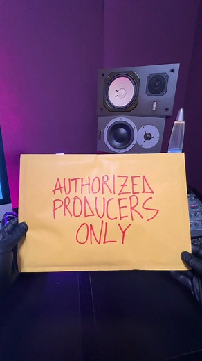 🥵 Everyone’s using the same tech house sounds. You won’t after this. 🔍 Unseal 10 unreleased song starters with vocals built to dominate the 2025/2026 club scene. 🎙 Tech House Vocal Anthems 2 — because nobody remembers the producers who played it safe. https://hy2rogen.com/product/tech-house-vocal-anthems-2/ HY2ROGEN.COM | NEXT-GENERATION SOUNDS | HY2ROGEN