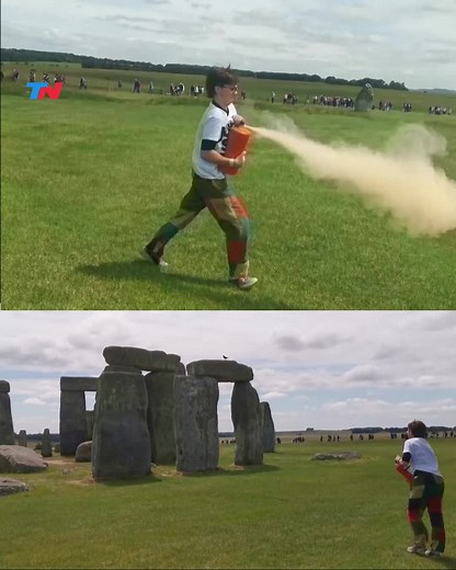 Activistas vandalizan Stonehenge en protesta ambiental