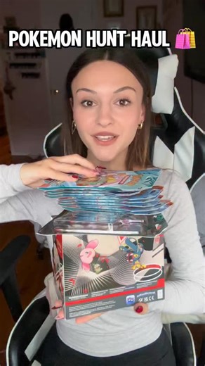 jules ✧ on Instagram: "LUCKY POKE HUNT FINDS 🍀🛒 #pokemoncards #pokemontcg"