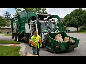 Waste Management Mack LE on yardwaste