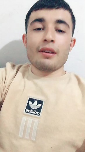 Adidas Sweatshirt Style and Comfort Showcase