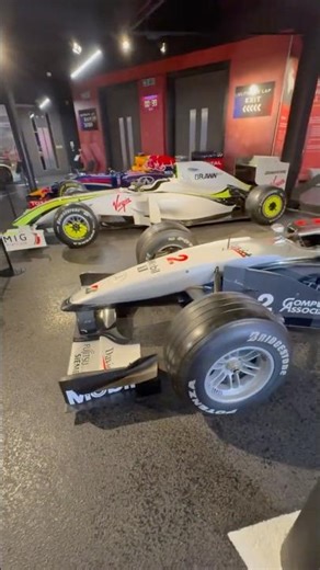 F1 LEGENDS: Brawn GP, Red Bull & McLaren Side-by-Side!