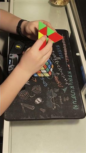 Rubik's cube solve pyraminx.