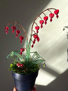 Beaded Bleeding Hearts, Plant Decor, Beaded Plants, Beaded Flower, Decorative Plants, Whimsy Decoration - Etsy