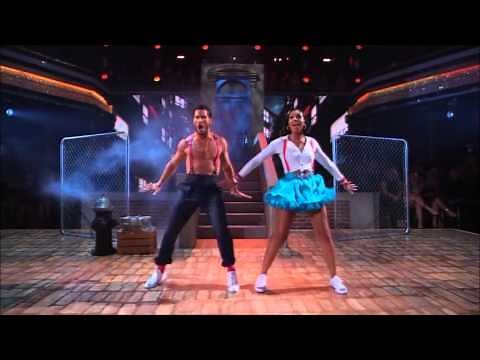 Tamar Braxton & Val Chmerkovskiy - Charleston
