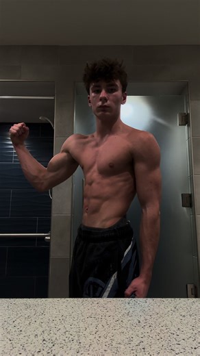 chesttt day #gym #gymtok #phsique #fy | Chest Workout Gym