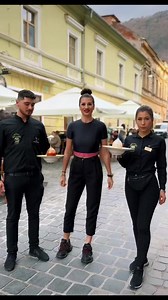 gata m-am decis, ma duc la brasov sa servesc paste servite cu doua maini cu parmezan la piatra cubica, cine vrea sa vina cu mine? mana sus ☝️#mtatari #success #viral #fyp #reels #cumtegasescpenet #reelsinstagram #reelsvideo #reelsfb #reelsinsta #foryou #fypシ #explore #foryoupage #comedy #foryourpage #trending | Tatari Mohamad
