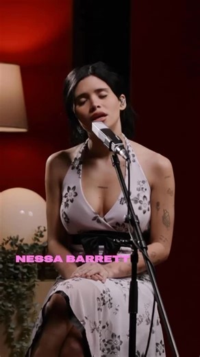 Warner Records on Instagram: "@Nessabarrett covered the @DollyParton classic “Jolene” for @Triple_J’s “Like A Version.” Check out the full episode on @Youtube 🦇"