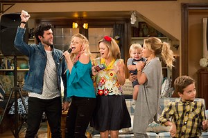 Netflix Renews FULLER HOUSE for Fifth and Final Season — GeekTyrant